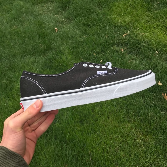 Vans Authentic Black/White - Picture 1 of 4